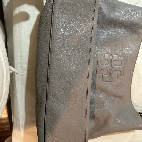 Tory Burch Hobo style handbag - Picture 2 of 5